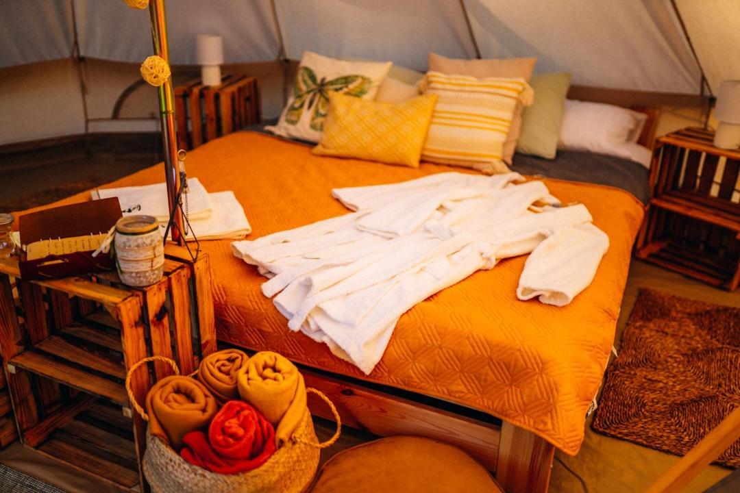 Glamping Bieszczady Z Jacuzzi I Basenem 호텔 솔리나 외부 사진